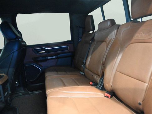 Used 2019 RAM 1500 Limited image 10