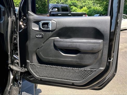Used 2022 Jeep Gladiator Sport AWD/4WD image 24