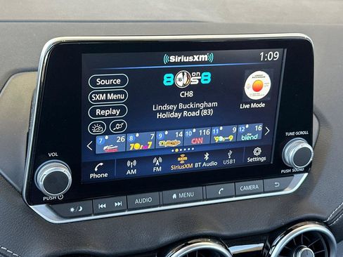 Certified 2025 Nissan Sentra SV FWD image 17