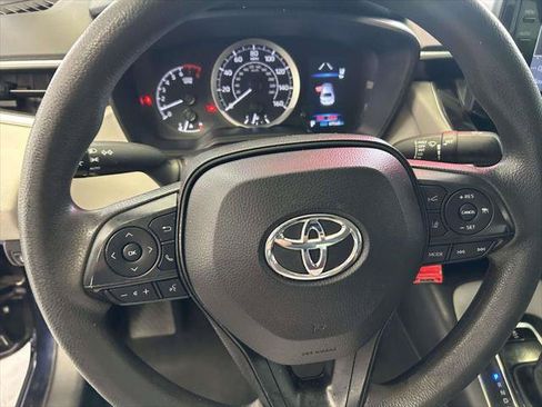Certified 2022 Toyota Corolla LE FWD image 18
