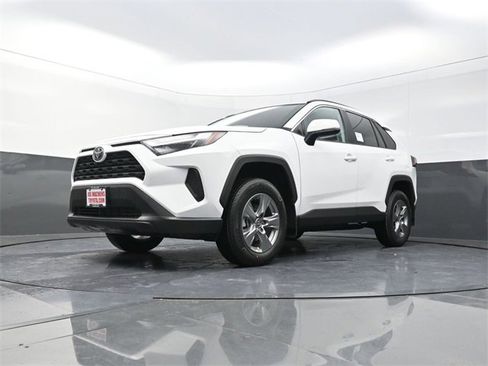 New 2025 Toyota RAV4 XLE image 29