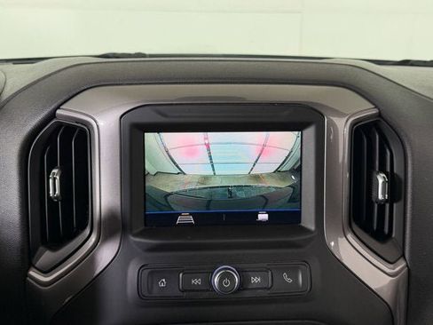Used 2021 Chevrolet Silverado 1500 Custom w/ Safety Confidence Package RWD image 12