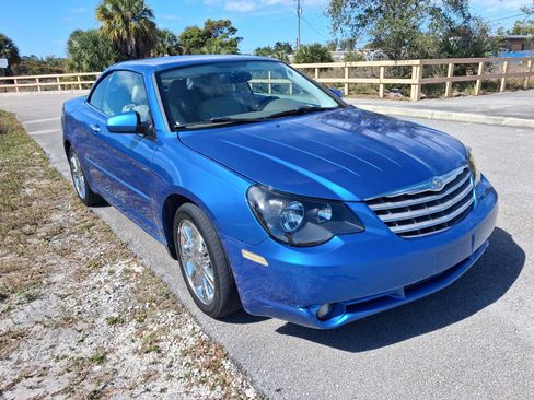 Used 2008 Chrysler Sebring Limited w/ Luxury Group image 4