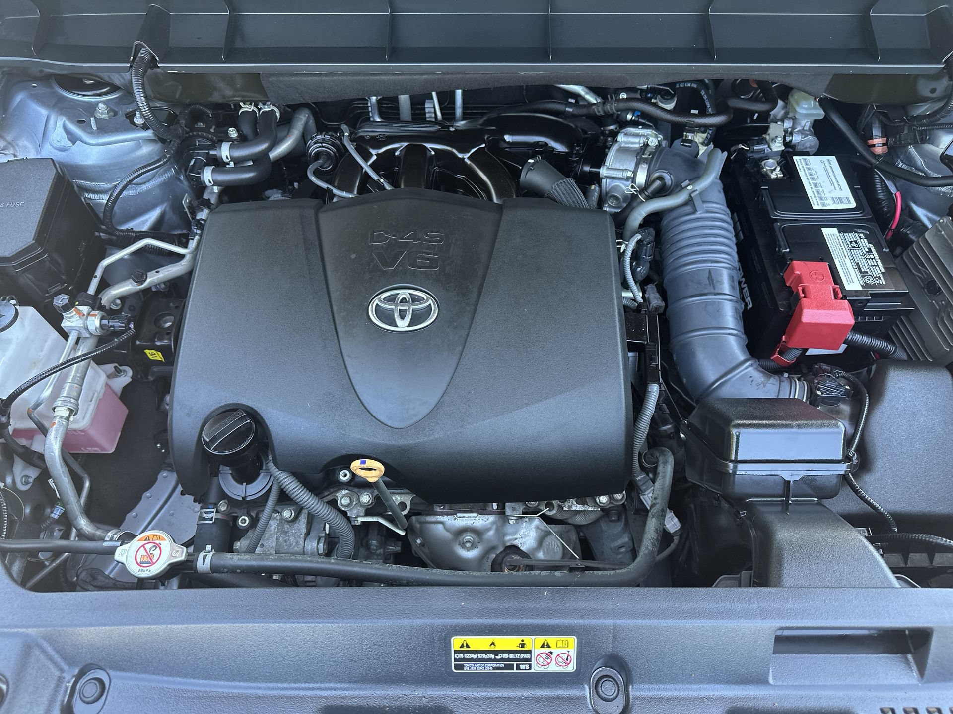 Used 2021 Toyota Highlander Limited AWD/4WD image 28