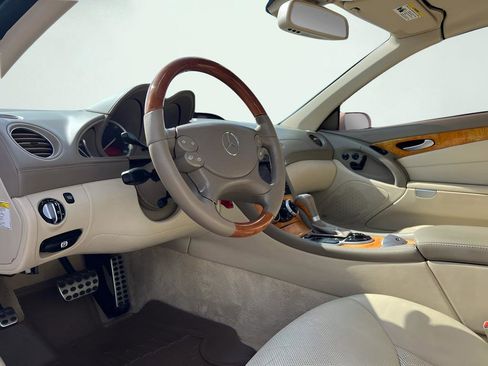 Used 2007 Mercedes-Benz SL 550 image 2