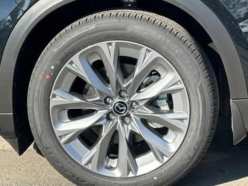 New 2026 MAZDA CX-90 Plug-In Hybrid w/ Preferred image 36
