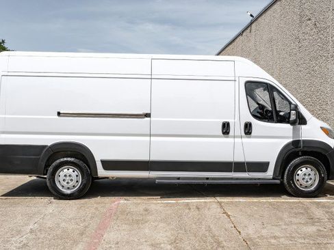 Used 2023 RAM ProMaster 3500 FWD image 7
