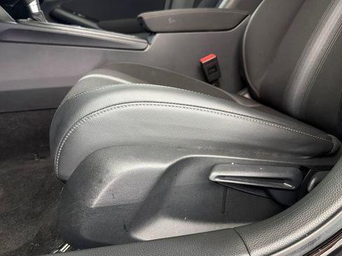 Used 2025 Honda Civic FWD Hybrid Sedan image 15