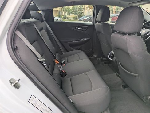 Used 2024 Chevrolet Malibu LT image 31