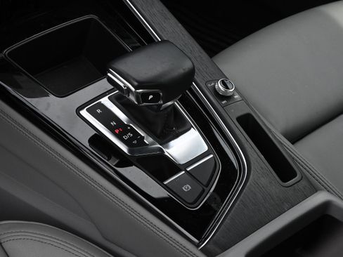 Used 2020 Audi A4 2.0T Premium Plus w/ Premium Plus Package image 18