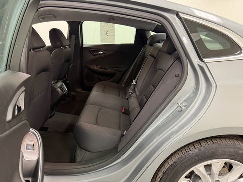 Used 2023 Chevrolet Malibu LT image 15