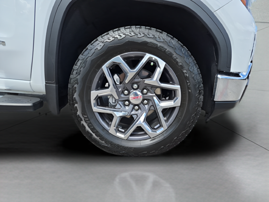 Used 2026 GMC Sierra 1500 SLT AWD/4WD image 13