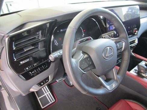 Used 2024 Lexus RX 350 F Sport w/ Convenience Package AWD/4WD image 32