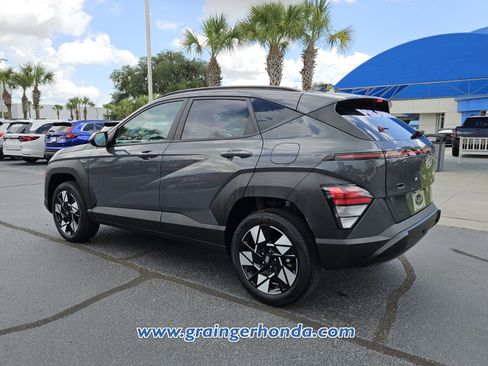 Used 2025 Hyundai Kona SEL AWD/4WD image 3
