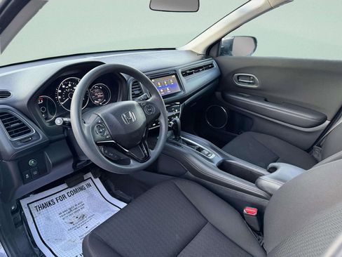 Used 2017 Honda HR-V EX image 12