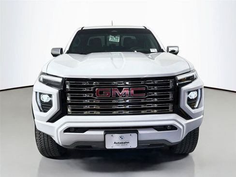 Used 2024 GMC Canyon Denali AWD/4WD image 2