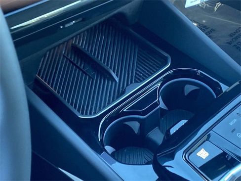 Certified 2025 BMW 530i 530i image 33