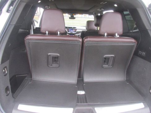 Used 2023 Cadillac XT6 Premium Luxury w/ Technology Package image 63