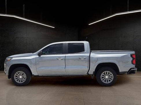Used 2024 Chevrolet Colorado LT w/ LT Convenience Package III RWD image 4