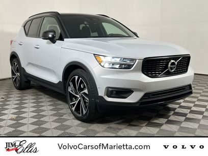 Used 2021 Volvo XC40 T5 R-Design w/ Advanced Package