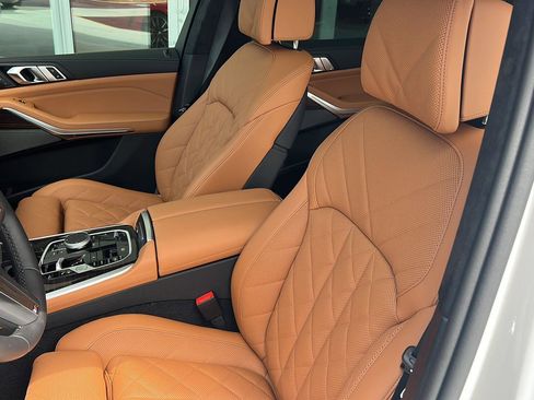 New 2026 BMW X5 xDrive50e w/ M Sport Package AWD/4WD image 29