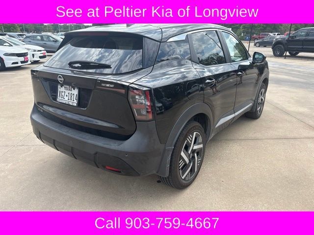 Used 2025 Nissan Kicks SV FWD image 5