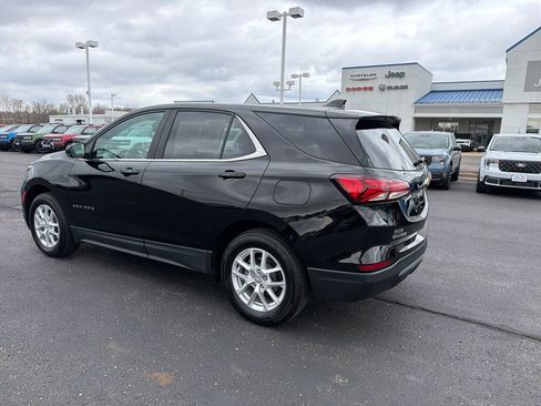 Used 2023 Chevrolet Equinox LT AWD/4WD image 3