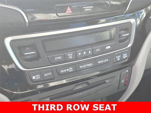 Used 2019 Honda Pilot Touring image 23