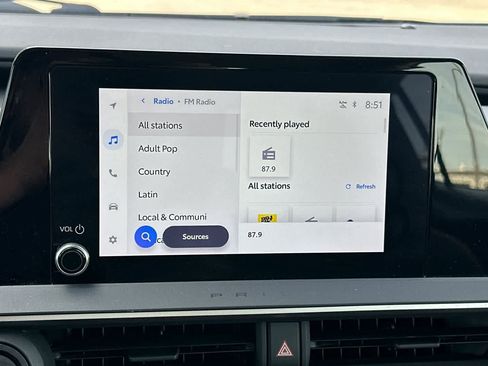 Used 2024 Toyota Prius Prime SE image 20