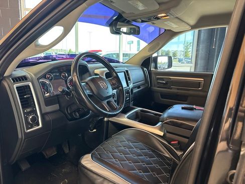 Used 2015 RAM 1500 Classic SLT w/ Luxury Group AWD/4WD image 19