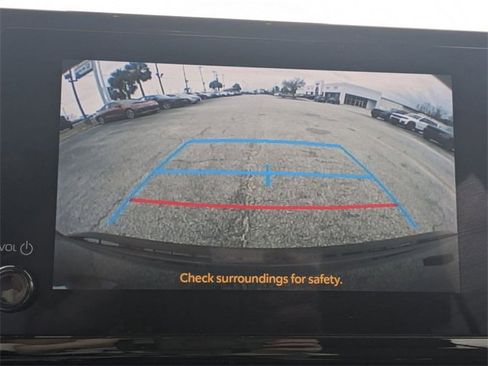 Used 2023 Toyota Corolla LE image 22