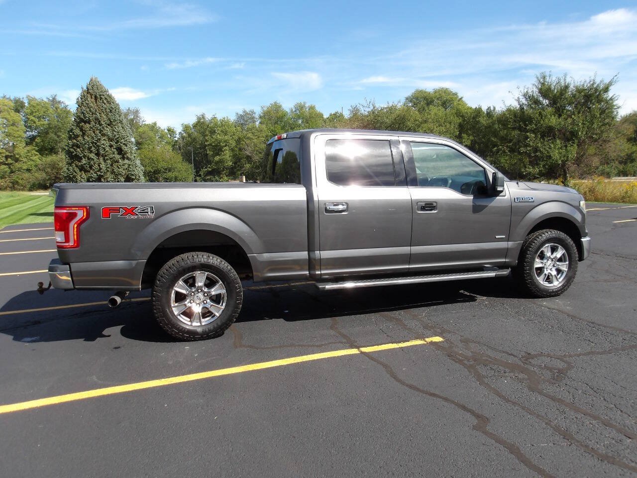 Used 2015 Ford F150 XLT w/ Equipment Group 302A Luxury AWD/4WD image 57