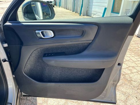 Used 2023 Volvo C40 P8 Recharge Plus AWD/4WD image 28