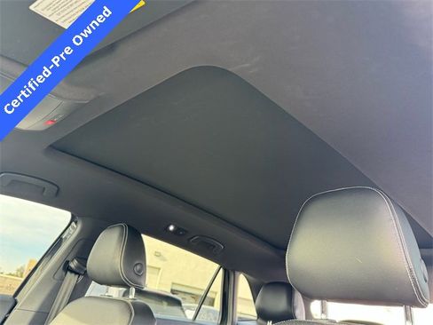 Certified 2021 Volkswagen Atlas Cross Sport SEL image 10