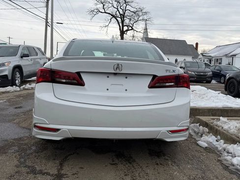Used 2016 Acura TLX w/ Technology Package FWD image 5