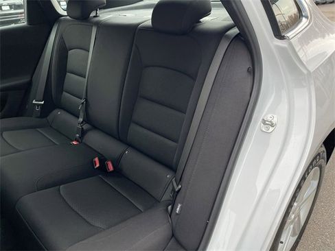 Certified 2024 Chevrolet Malibu LS image 23