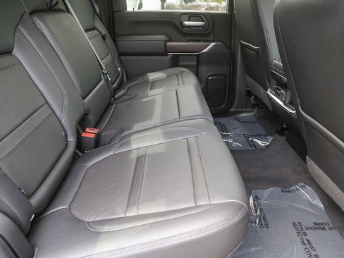 Used 2022 GMC Sierra 2500 Denali w/ Denali Ultimate Package image 15