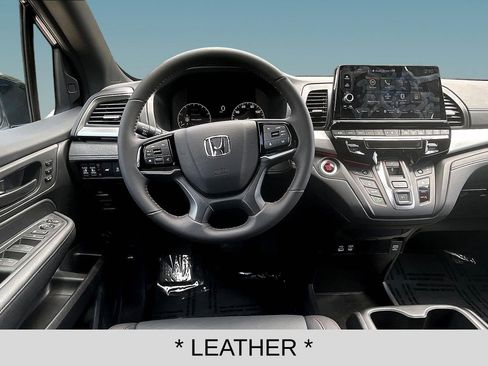 Used 2026 Honda Odyssey Sport-L image 8
