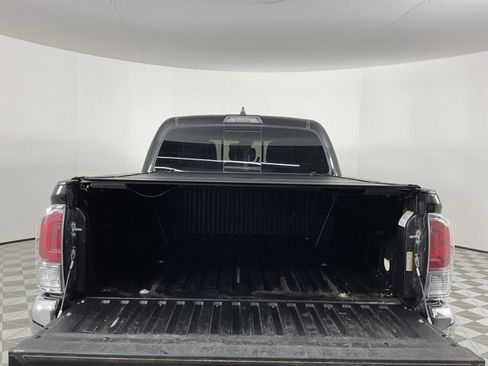 Used 2021 Toyota Tacoma TRD Off-Road image 23