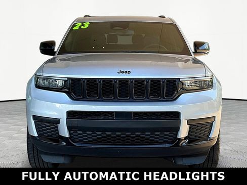 Used 2023 Jeep Grand Cherokee L Laredo AWD/4WD image 2