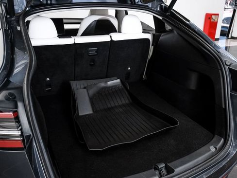 Used 2021 Tesla Model Y Long Range image 56