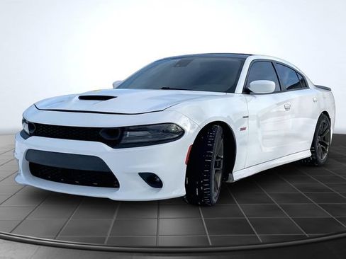 Used 2018 Dodge Charger R/T Scat Pack w/ Dynamics Package RWD image 4