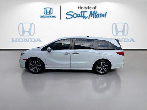 Certified 2023 Honda Odyssey Touring image 4