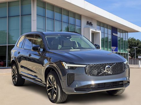 New 2026 Volvo XC90 B6 Ultra w/ Protection Package Premier image 2