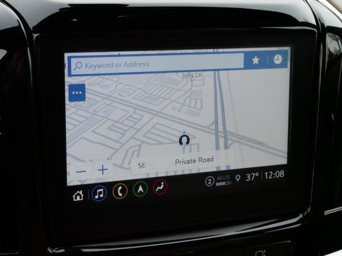 Used 2022 Chevrolet Traverse Premier image 22