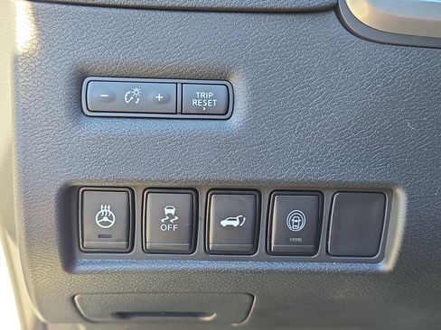 Certified 2024 Nissan Murano Platinum w/ Cargo Package image 26