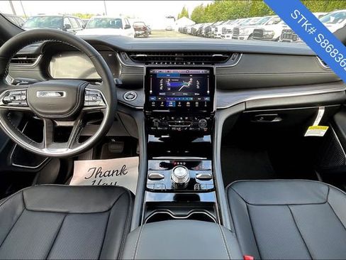 New 2025 Jeep Grand Cherokee L Overland image 6