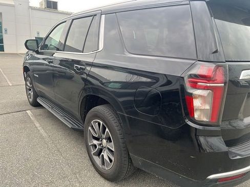 Used 2022 Chevrolet Tahoe LT image 3
