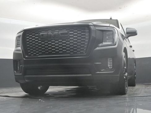 Used 2021 GMC Yukon Denali w/ Denali Ultimate Package AWD/4WD image 55