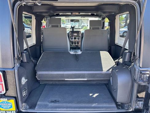 Used 2010 Jeep Wrangler Sahara w/ Mopar Chrome Edition Group image 17